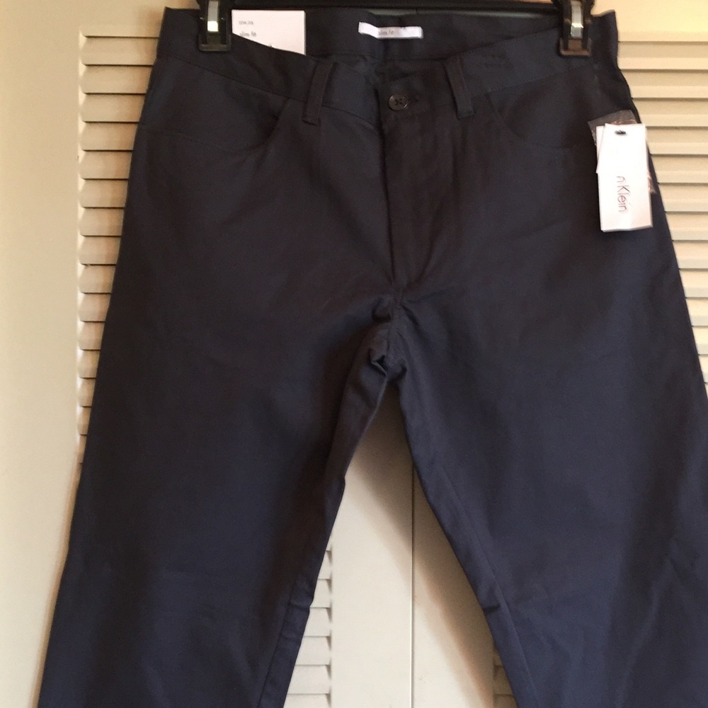 NWT Calvin Klein Mens 32X30 Cotton Dark Gray chino